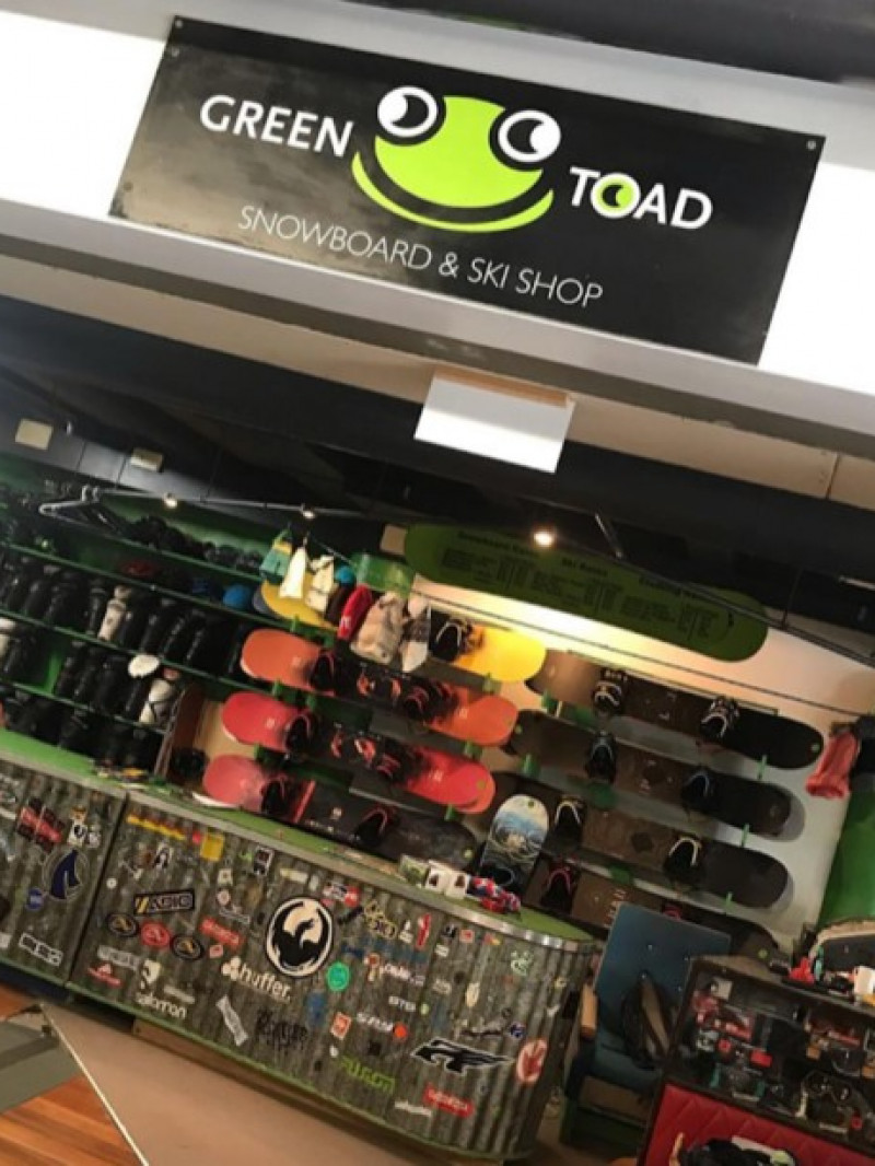 Green Toad Ski & Snowboard Rental 3