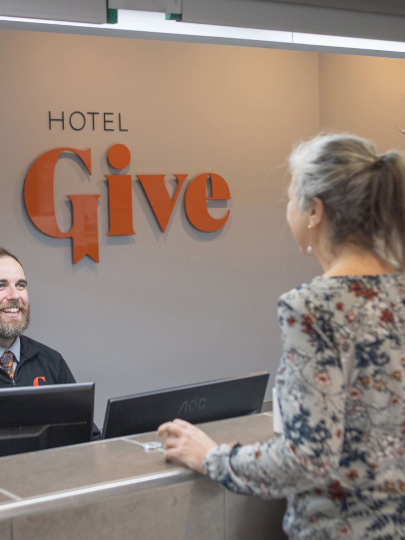 Hotel Give 8
