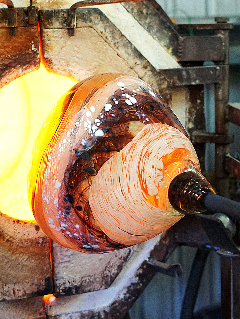Lava Glass Gallery, Glass Blowing Studio & Sculpture Garden 2