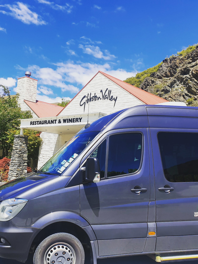 Queenstown Expeditions VIP Drop & Hop Wine Tour 2