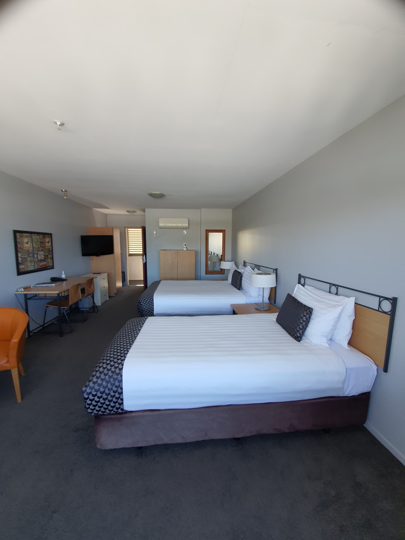Off Broadway Motel Newmarket 4