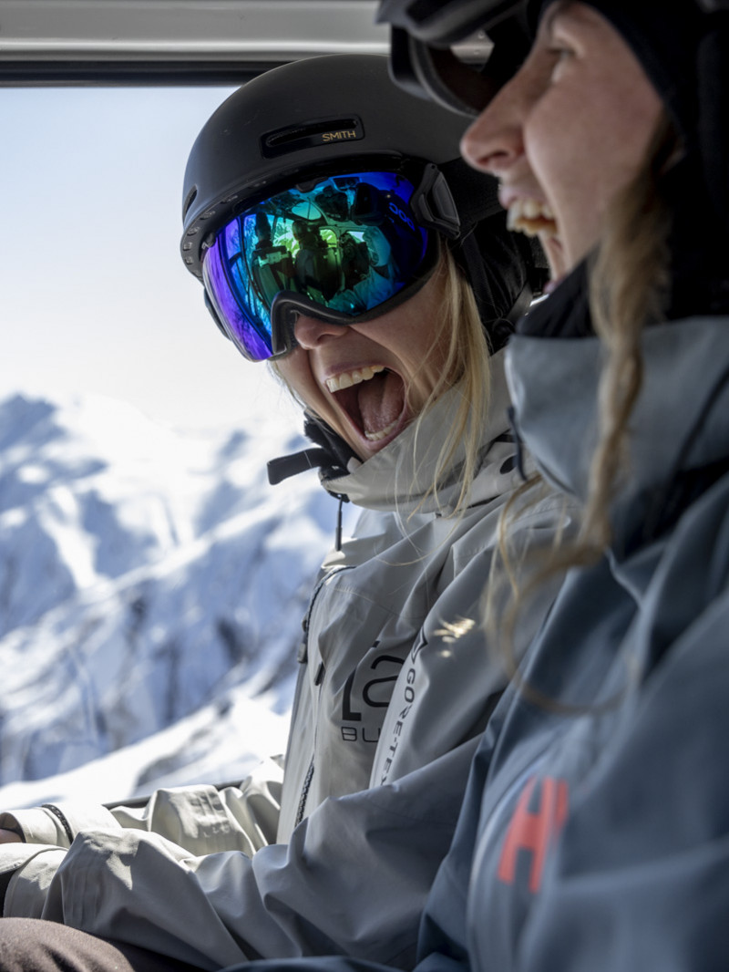 Heli-Skiing with Southern Lakes Heliski  2