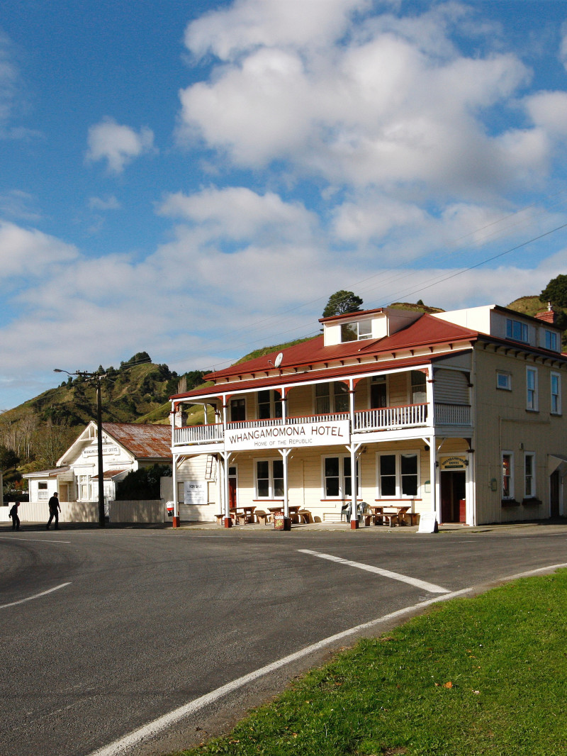 Taranaki: Forgotten World Highway Touring Map 4
